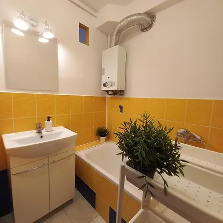 Tanie Spanie Na Grunwaldzkiej - Zameldowanie Bezobslugowe- *