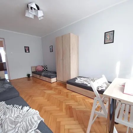 Tanie Spanie Na Grunwaldzkiej - Zameldowanie Bezobslugowe- Privat bolig