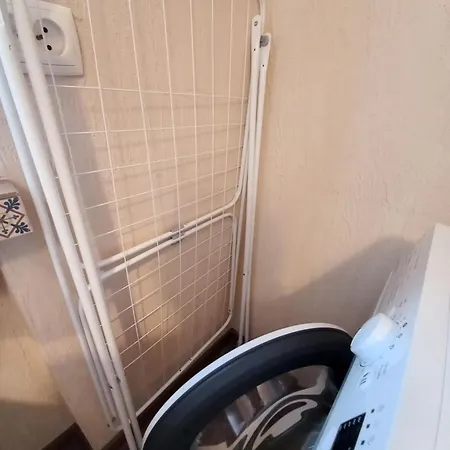 Tanie Spanie Na Grunwaldzkiej - Zameldowanie Bezobslugowe-