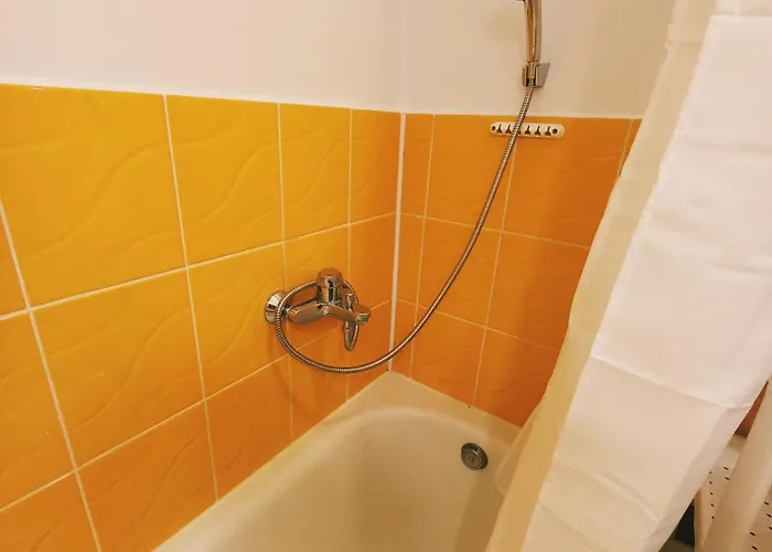 Tanie Spanie Na Grunwaldzkiej - Zameldowanie Bezobslugowe- בידגוז'יז'